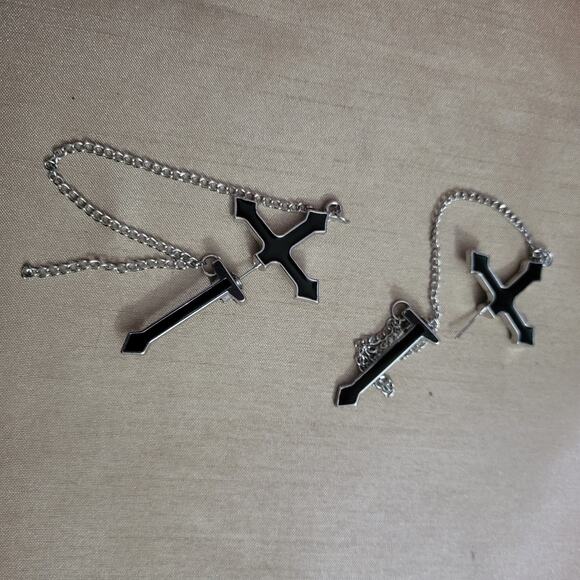Gothic cross black and & silver illusion chain earrings - Picture 3 of 3
